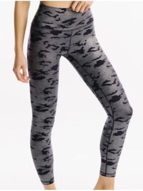 Zyia Active Navy Silver Camo Supreme Hi Rise 7/8 Length Womens 16-18
